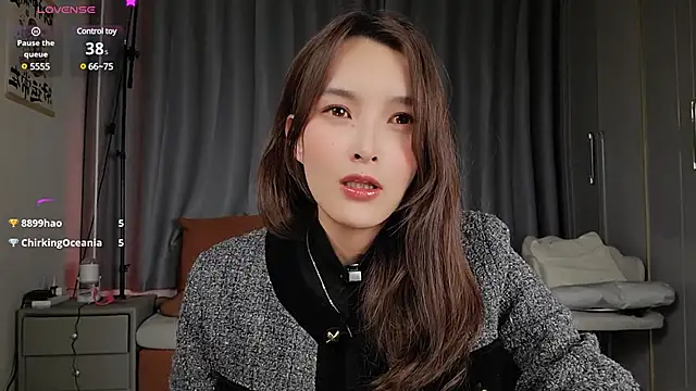 Snapshot of Youth3_ chatting on 02-05-25, 03:09 Youth3  online show from 02-05-25, 03:09