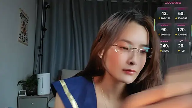 Snapshot of Youth3_ chatting on 03-15-25, 02:23 Youth3  online show from 03-15-25, 02:23