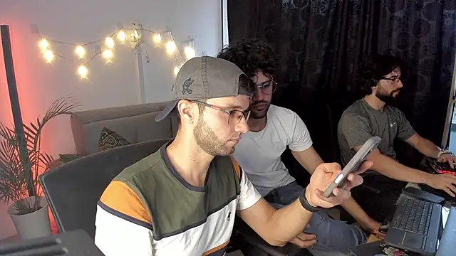 crisandrews online show from 01-18-25, 10:49