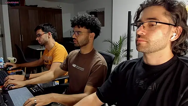 crisandrews online show from 02-25-25, 01:52