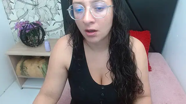 sarax ximena online show from 05-15-26, 05:47