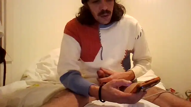 Snapshot of wolfwhite95 chatting on 02-28-26, 09:16 wolfwhite95 online show from 02-28-26, 09:16