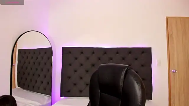 ninfomaria  online show from 10-06-25, 04:37