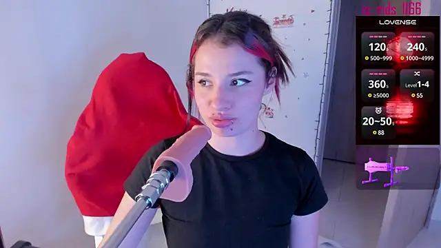 Mia adams66 online show from 12-17-24, 12:56