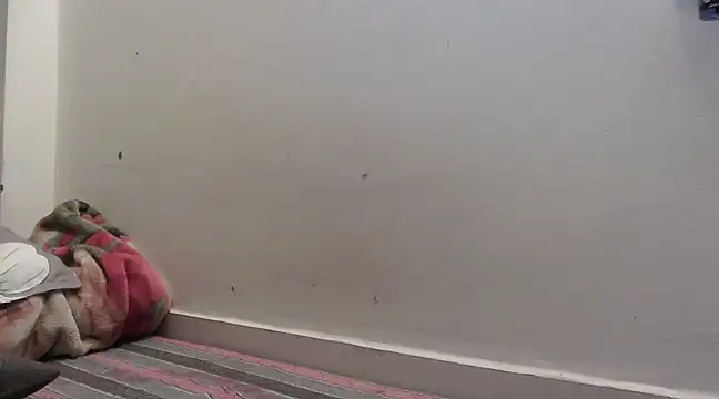 Snapshot of ANANYA-TIWARI chatting on 03-21-25, 08:08 ANANYA-TIWARI online show from 03-21-25, 08:08