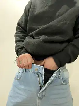 Snapshot of HotBoy6699 chatting on 12-30-24, 11:48 HotBoy6699 online show from 12-30-24, 11:48