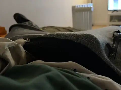 Snapshot of HotBoy6699 chatting on 01-21-25, 02:11 HotBoy6699 online show from 01-21-25, 02:11