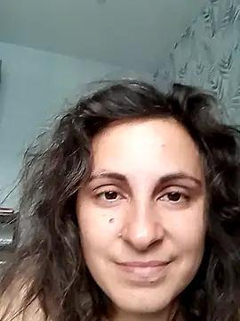 ShelaDiass online show from 10-07-25, 04:09