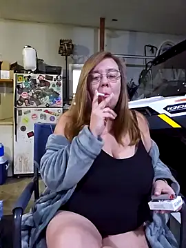 MsShelby40 online show from 12-17-24, 10:32