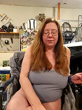 MsShelby40 online show from 12-13-25, 09:53