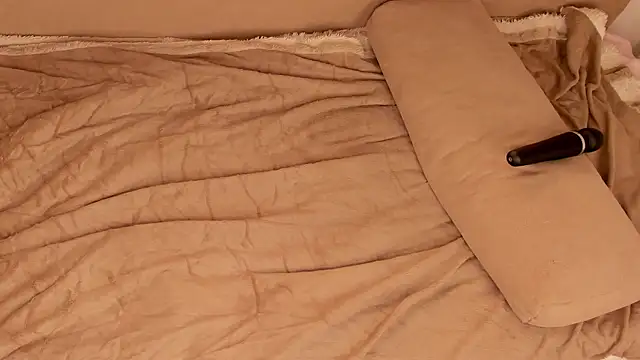 VelvetAnna online show from 09-26-25, 12:20