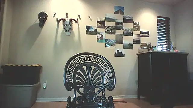 Big-Tits-McGee online show from 10-21-25, 06:30