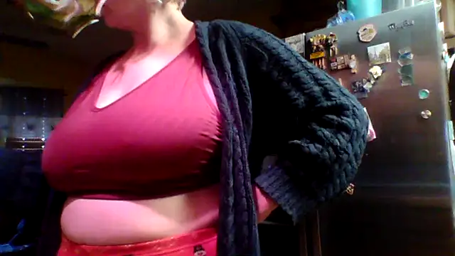 Big-Tits-McGee online show from 12-15-25, 02:43