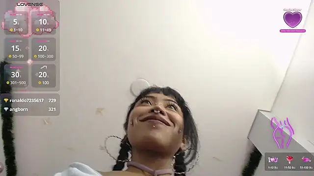 Violetta Suky online show from 01-27-25, 04:33