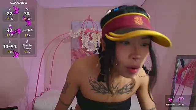 Violetta Suky online show from 02-22-25, 12:51