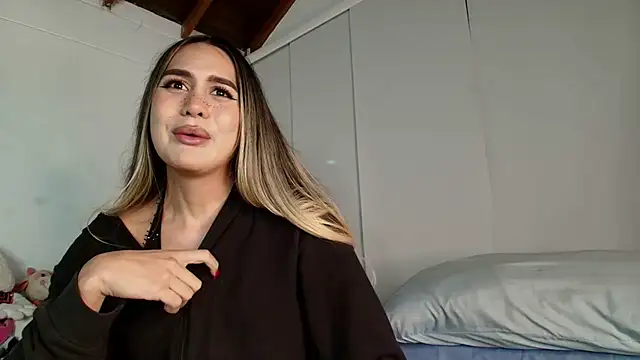 Snapshot of sahara_sweet00 chatting on 12-18-24, 06:10 sahara sweet00 online show from 12-18-24, 06:10