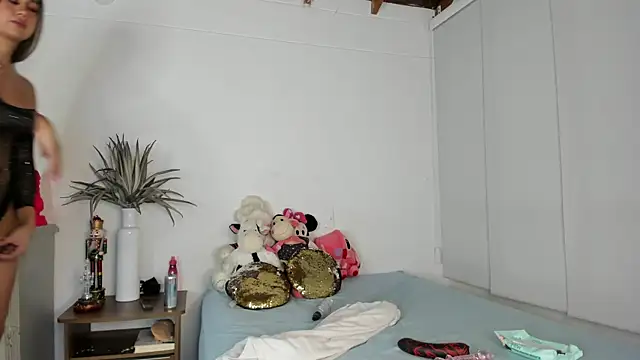 Snapshot of sahara_sweet00 chatting on 02-12-25, 11:09 sahara sweet00 online show from 02-12-25, 11:09