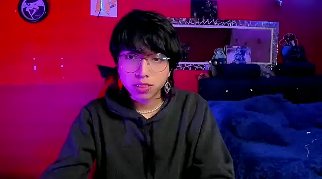 AnggelONfiree online show from 12-17-24, 10:22