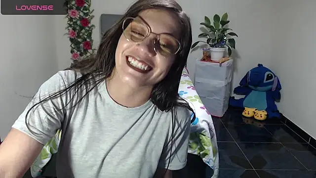 Yeliana Will online show from 03-06-25, 02:09