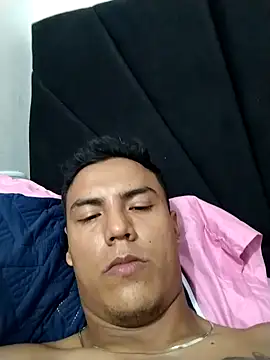 Snapshot of MagicMike009 chatting on 09-13-25, 12:54 MagicMike009 online show from 09-13-25, 12:54