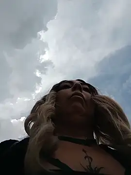 madelaine- online show from 11-03-25, 06:20