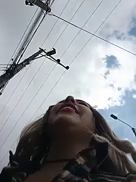 madelaine- online show from 11-12-25, 07:35