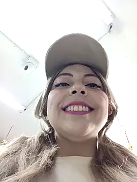 madelaine- online show from 12-19-25, 07:10