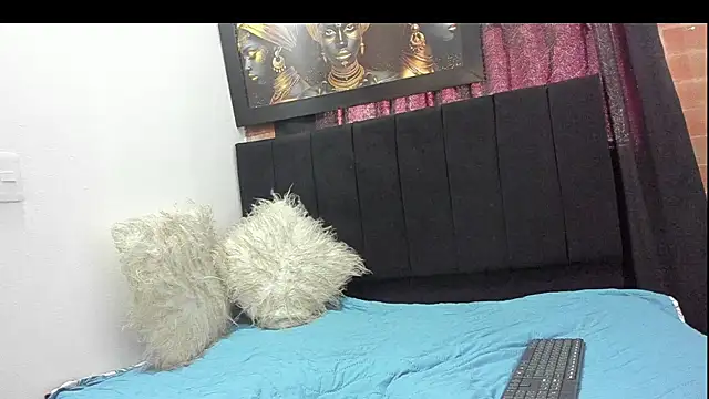 Evaaross 2345 online show from 02-12-25, 02:54