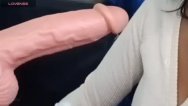 Snapshot of Sheela_oshovadi chatting on 03-09-25, 01:37 Sheela oshovadi online show from 03-09-25, 01:37