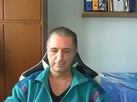 lliuk70mi online show from 12-15-24, 01:32