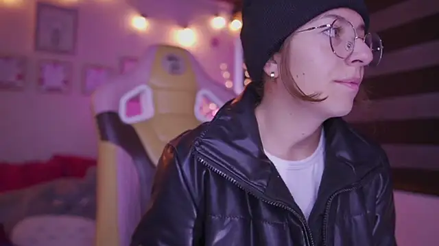 milly kenner online show from 03-09-25, 11:36