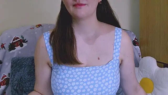 ChubbyMaia online show from 01-14-25, 05:40