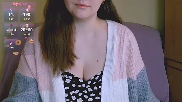 ChubbyMaia online show from 02-11-25, 10:04