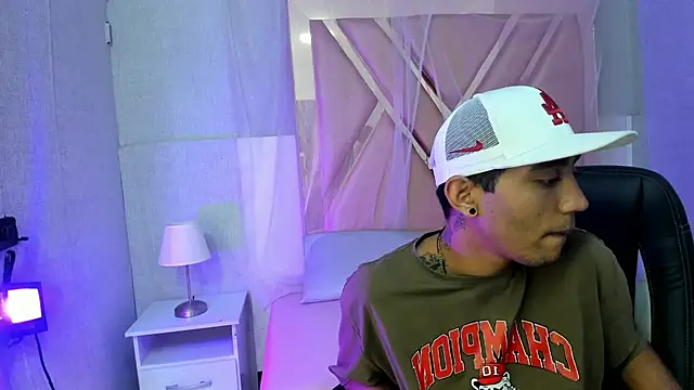 Annyeli online show from 01-22-25, 11:43