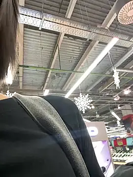 bigbabykiki online show from 12-14-24, 12:44