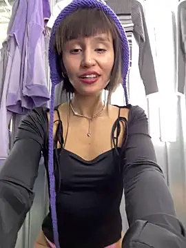 bigbabykiki online show from 12-17-24, 09:17