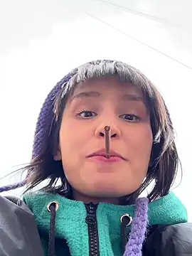 bigbabykiki online show from 02-27-25, 08:39