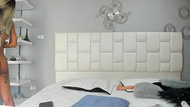 AlessaEcheverri online show from 01-29-25, 04:41