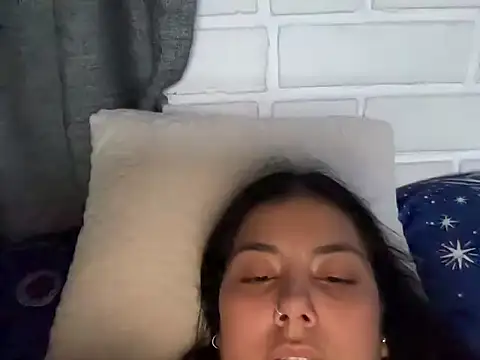 Snapshot of LisaTuspia chatting on 10-27-25, 04:38 LisaTuspia online show from 10-27-25, 04:38