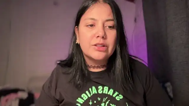 Snapshot of LisaTuspia chatting on 10-30-25, 02:24 LisaTuspia online show from 10-30-25, 02:24