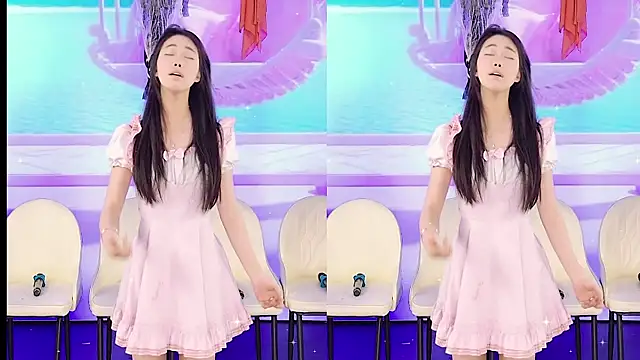 YIYI XIXI 18 online show from 02-13-25, 07:24