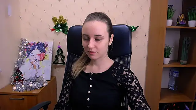  Nicole new online show from 12-21-24, 12:16