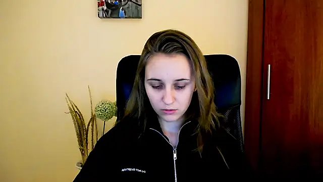  Nicole new online show from 01-06-25, 04:13