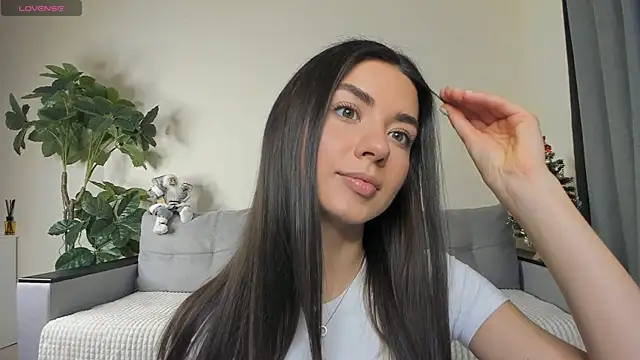 Snapshot of NicoleLuv chatting on 01-06-25, 01:08 NicoleLuv online show from 01-06-25, 01:08