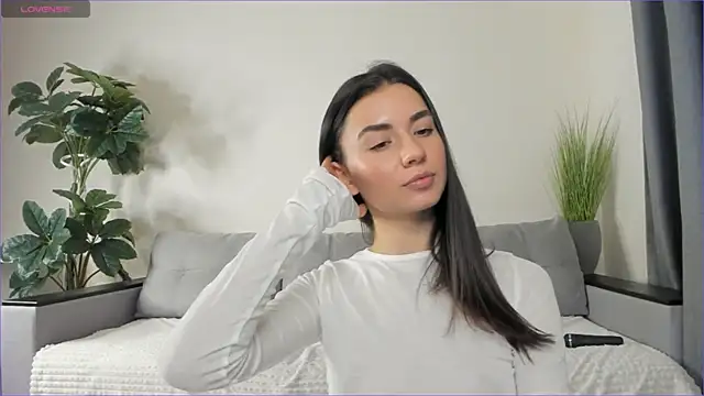 Snapshot of NicoleLuv chatting on 01-22-25, 07:13 NicoleLuv online show from 01-22-25, 07:13