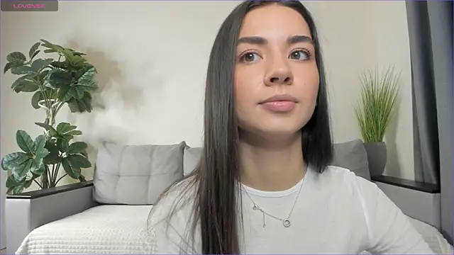 Snapshot of NicoleLuv chatting on 01-23-25, 01:13 NicoleLuv online show from 01-23-25, 01:13