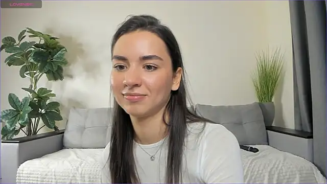 Snapshot of NicoleLuv chatting on 01-23-25, 04:15 NicoleLuv online show from 01-23-25, 04:15