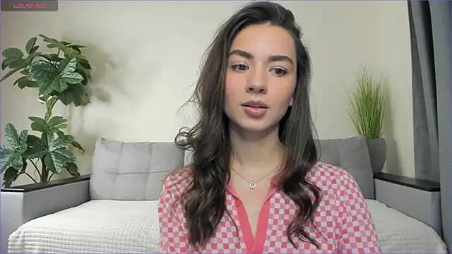 Snapshot of NicoleLuv chatting on 02-02-25, 01:08 NicoleLuv online show from 02-02-25, 01:08