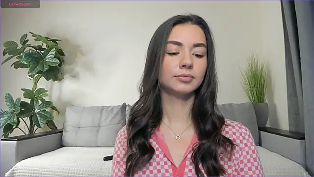 Snapshot of NicoleLuv chatting on 02-03-25, 01:08 NicoleLuv online show from 02-03-25, 01:08