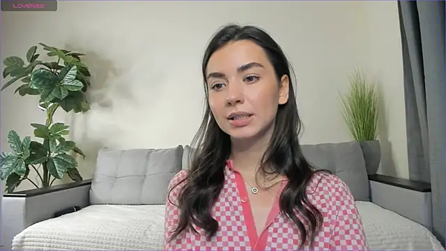 Snapshot of NicoleLuv chatting on 02-03-25, 04:10 NicoleLuv online show from 02-03-25, 04:10